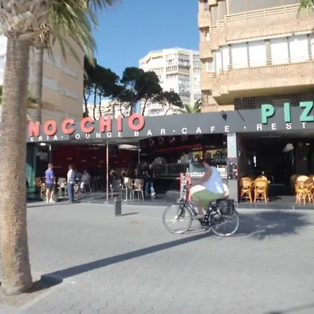 Cerca Playa-piscina-wifi-aire Acond, 5 Pers,-no-jovenes- Parking Extra 10 Eur Dia Benidorm