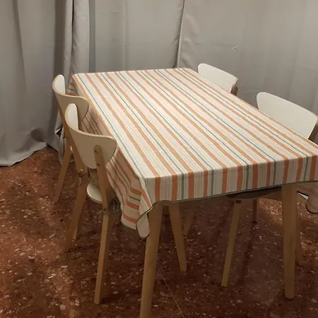Disponible Julio -wifi-3hab, 6 Pers, -piscina, Aire Acondi-parking Opcionable Extra Lägenhet