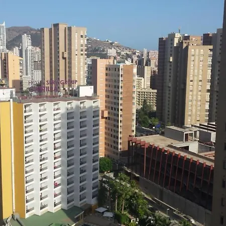 Cerca Playa-piscina-wifi-aire Acond, 5 Pers,-no-jovenes- Parking Extra 10 Eur Dia