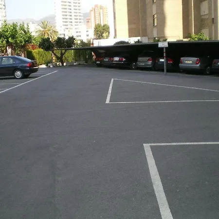 Apartment Cerca Playa-piscina-wifi-aire Acond, 5 Pers,-no-jovenes- Parking Extra 10 Eur Dia *