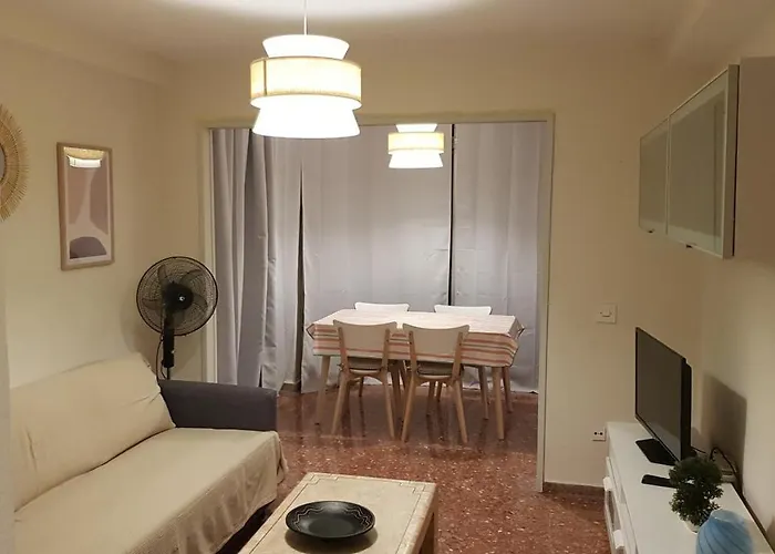 Apartamento En Playa Lev-alham-piscina-wifi-aire Acond, 5-1 Pers,-no-jovenes- Parking Es Extra *