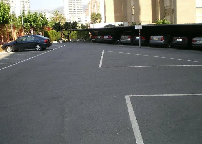 Apartamento En Playa Lev-alham-piscina-wifi-aire Acond, 5-1 Pers,-no-jovenes- Parking Es Extra *